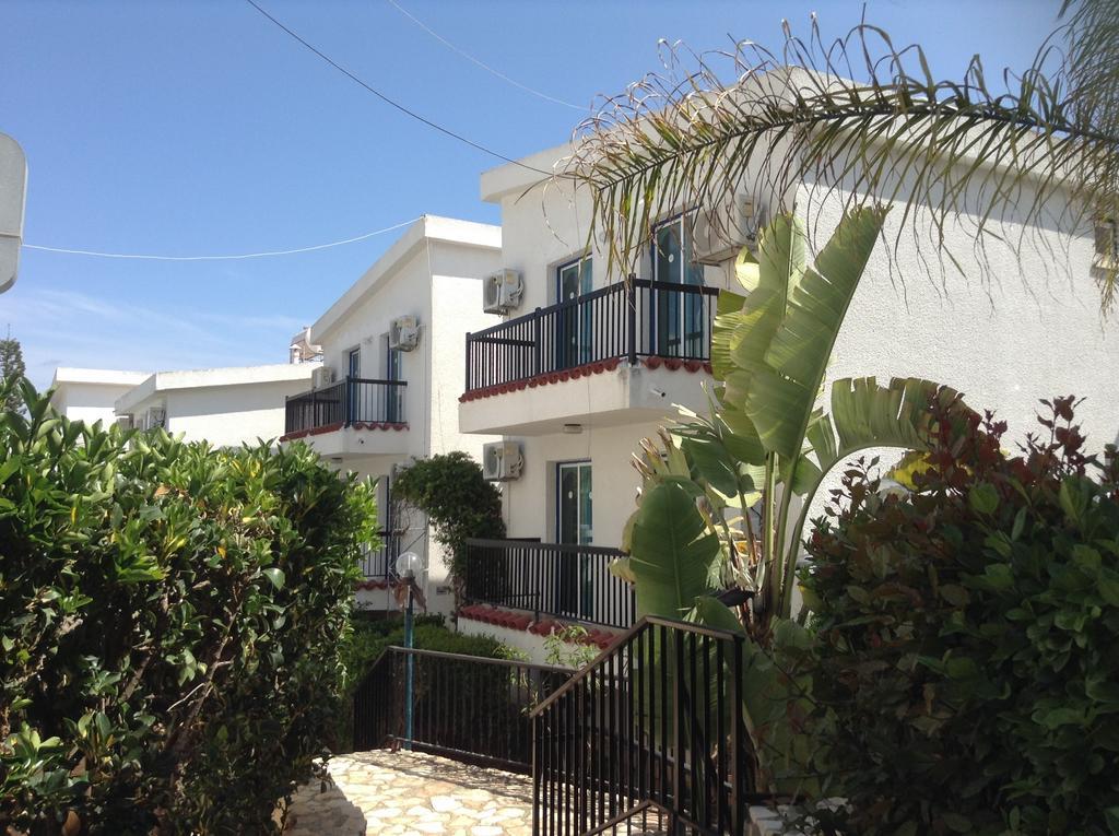 أيا نابا Aphelandra Hotel Apartments المظهر الخارجي الصورة